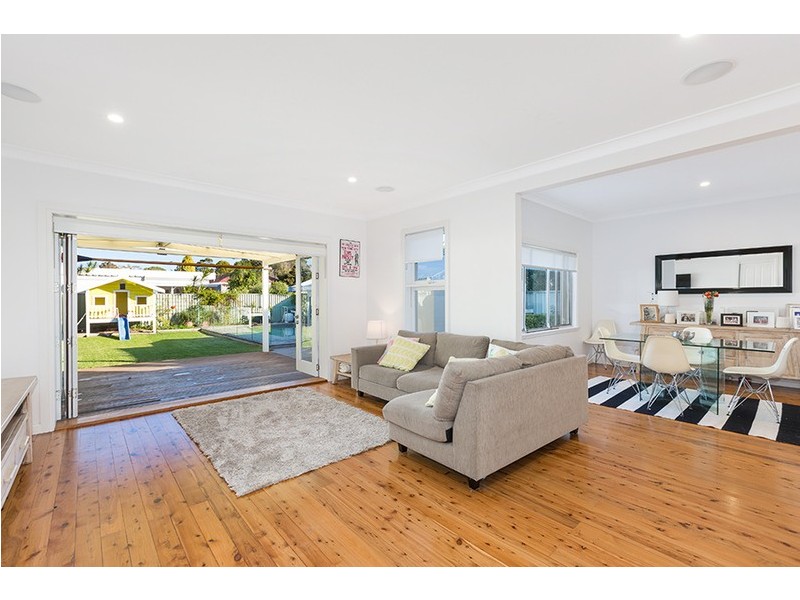 14 Burleigh Avenue, Caringbah NSW 2229