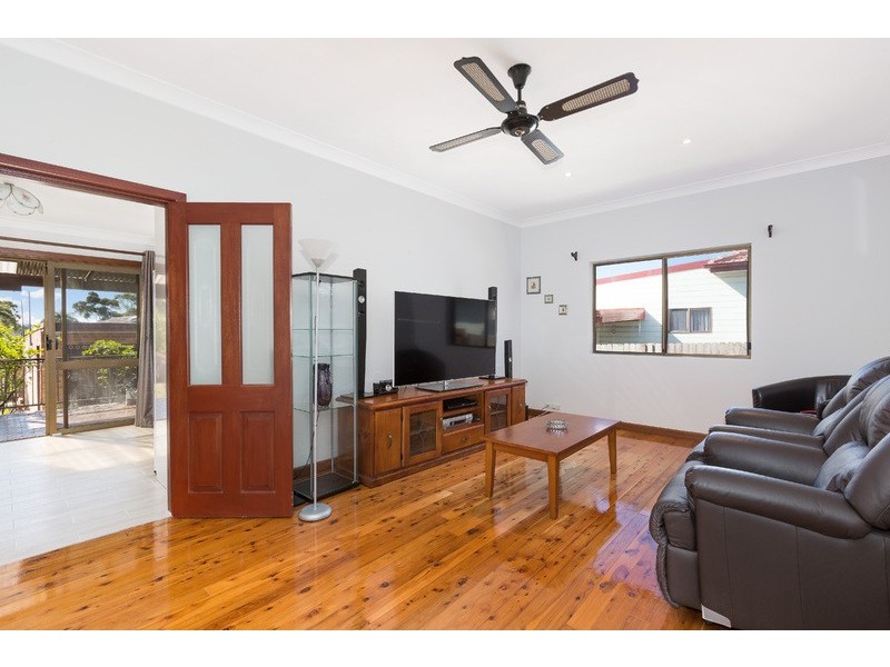 9 Bellevue Parade, Caringbah NSW 2229