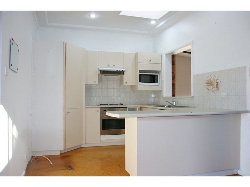 11 Kareena Road, Miranda NSW 2228