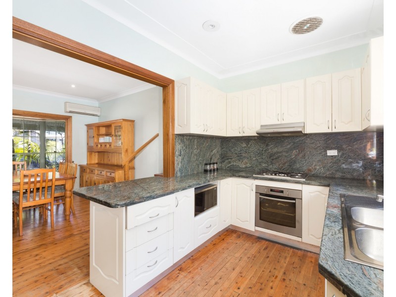118 Parthenia Street, Dolans Bay NSW 2229