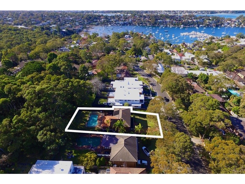52 Saunders Bay Road, Caringbah South NSW 2229