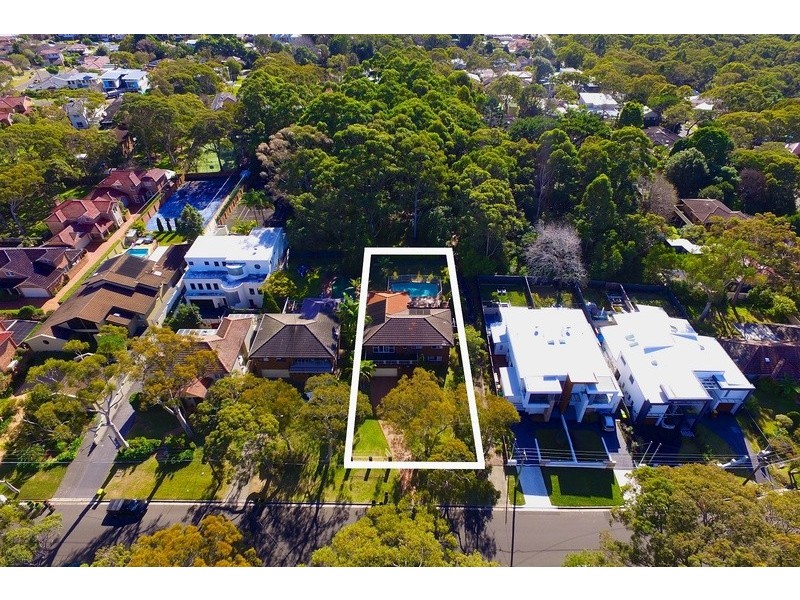 52 Saunders Bay Road, Caringbah South NSW 2229