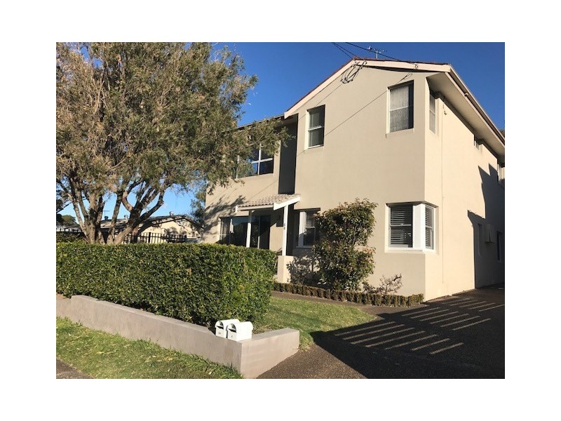 4 Trevellyan Street, Cronulla NSW 2230