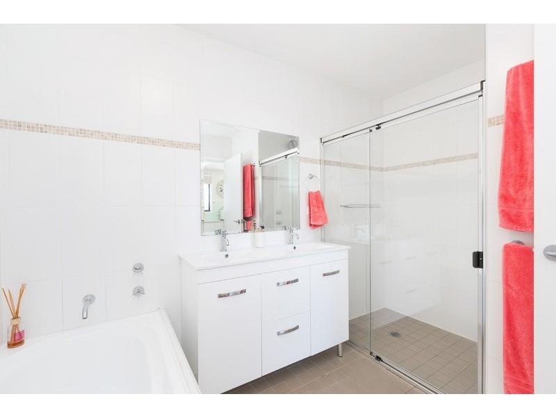 12/1-3 Jacaranda Road, Caringbah NSW 2229