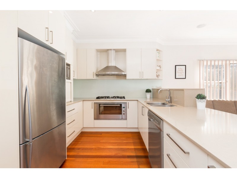 32 Saunders Bay Road, Caringbah South NSW 2229