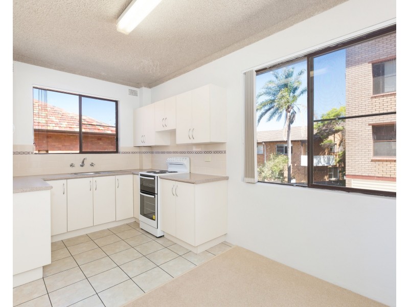 2/6 Caronia Avenue, Cronulla NSW 2230