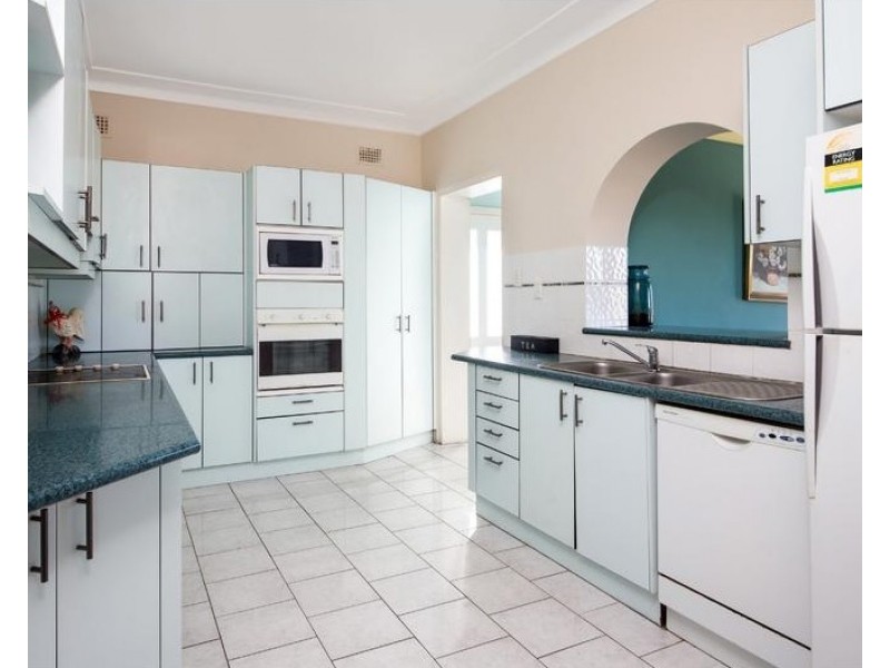 328 Willarong Road, Caringbah South NSW 2229