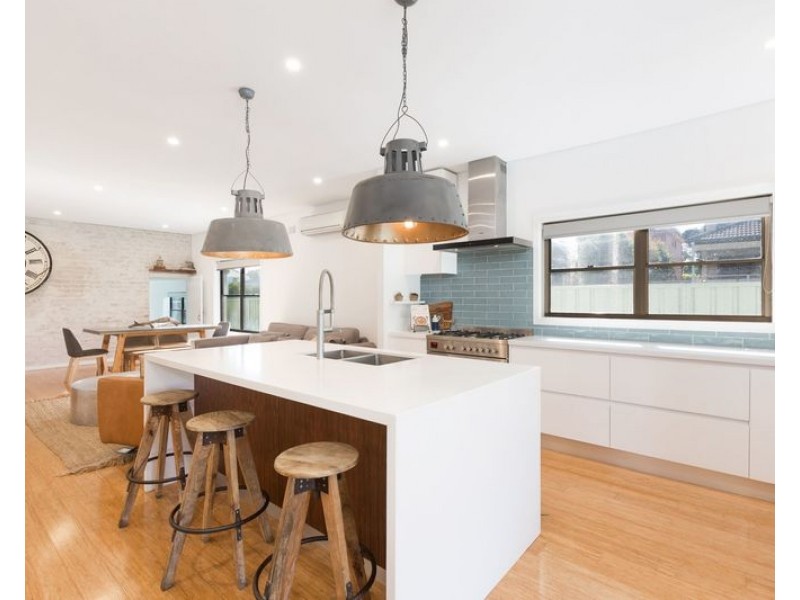 2 Edinburgh Close, Woolooware NSW 2230