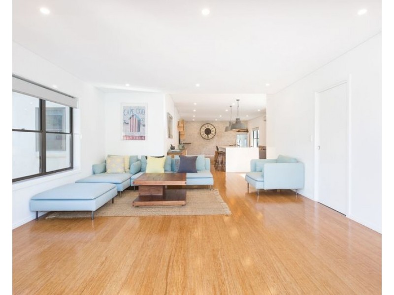 2 Edinburgh Close, Woolooware NSW 2230