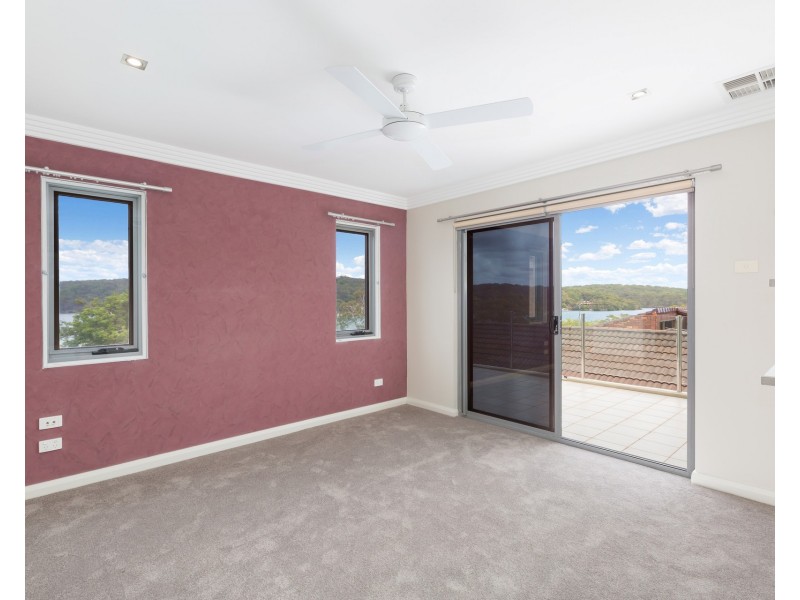 10 Swan Street, Lilli Pilli NSW 2229