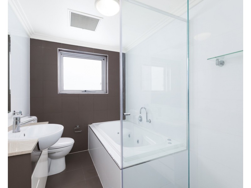 1/14-20 Madeira Street, Sylvania NSW 2224