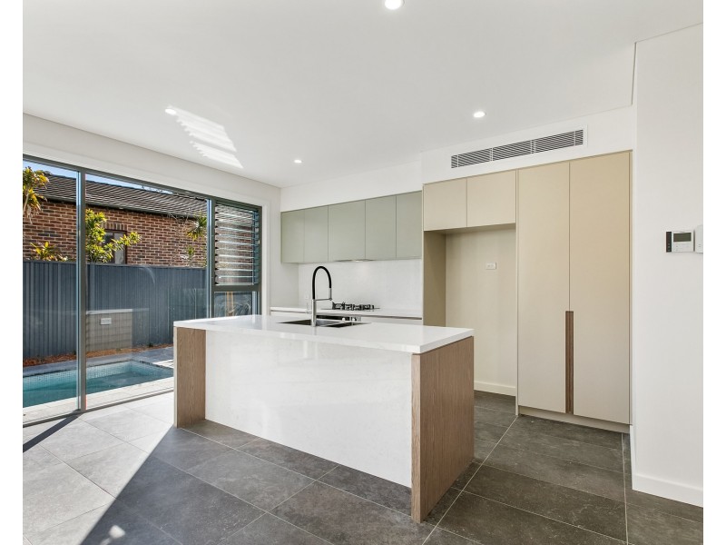 10/11-13 Northcote Avenue, Caringbah South NSW 2229