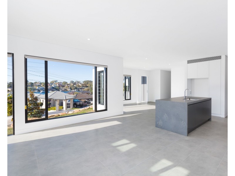 19 Grandview Parade, Caringbah South NSW 2229
