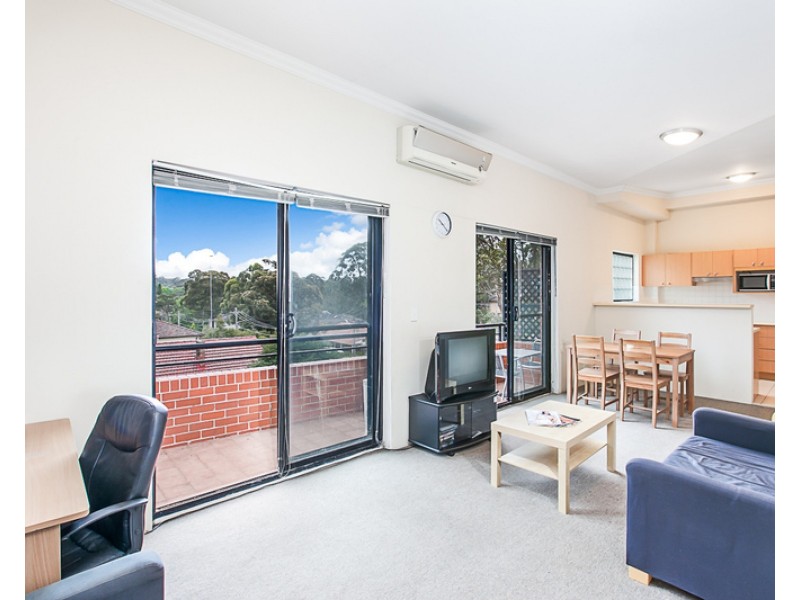 8/16 Gibbs Street, Miranda NSW 2228
