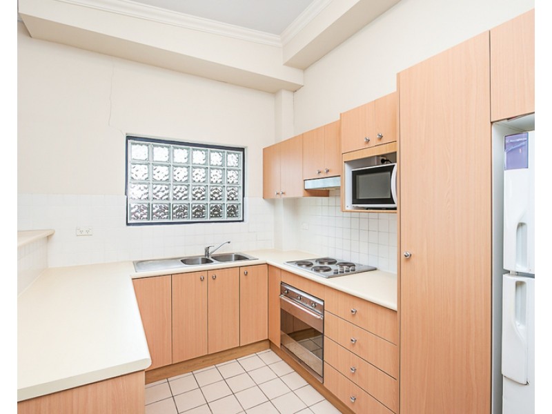 8/16 Gibbs Street, Miranda NSW 2228