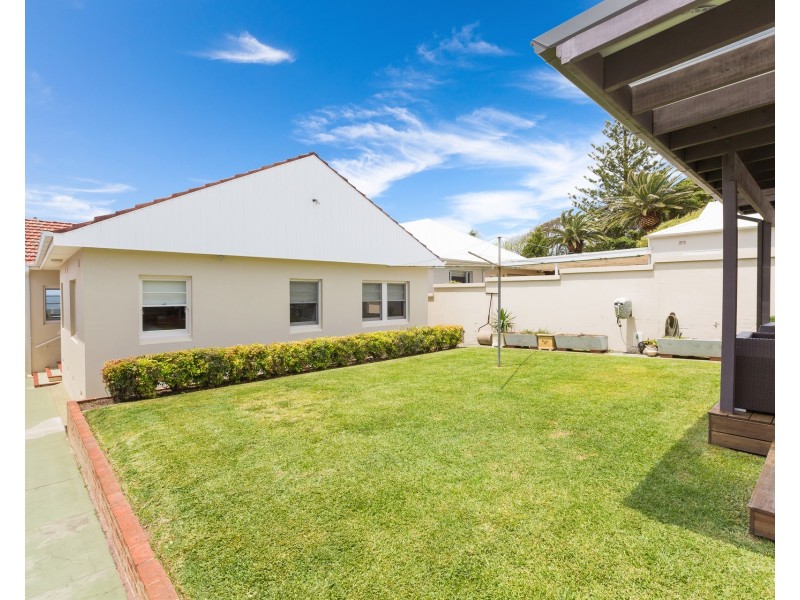 70 The Esplanade, Cronulla NSW 2230