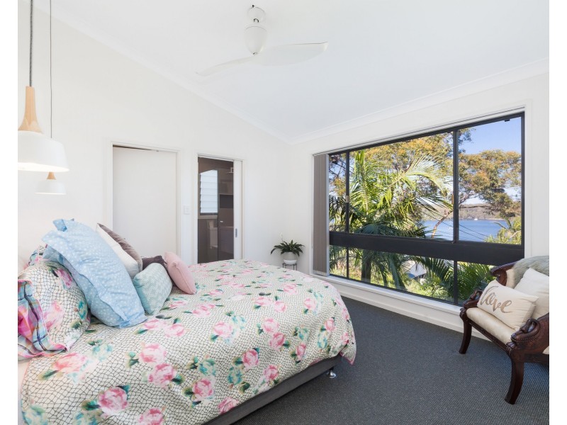 2 Wareemba Place, Lilli Pilli NSW 2229