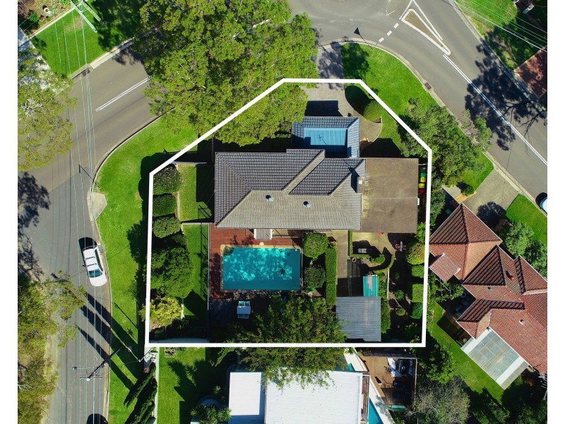 33 Loraine Avenue, Caringbah South NSW 2229