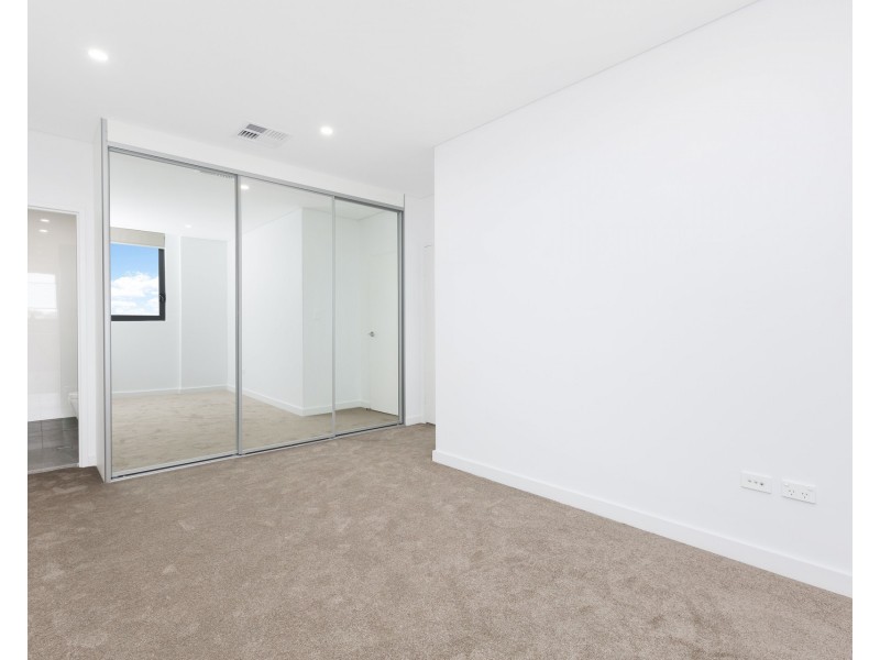 506/315 Taren Point Road, Caringbah NSW 2229