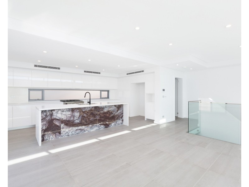 8/6 Florida Street, Sylvania NSW 2224