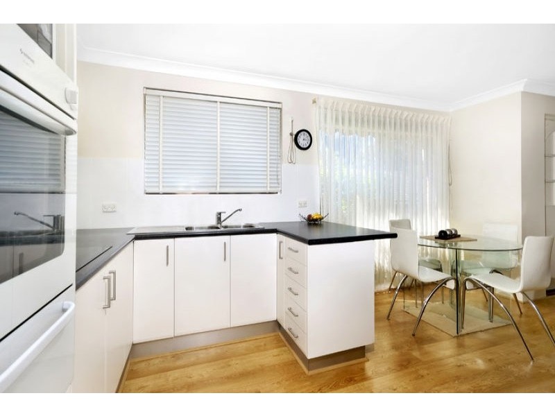 15/24-28 Jacaranda Road, Caringbah NSW 2229