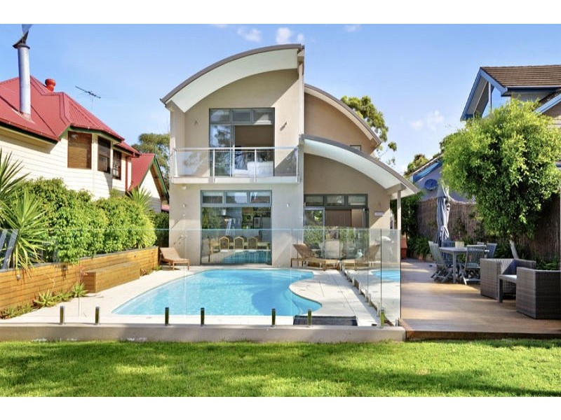 11 Oaks Street, Cronulla NSW 2230