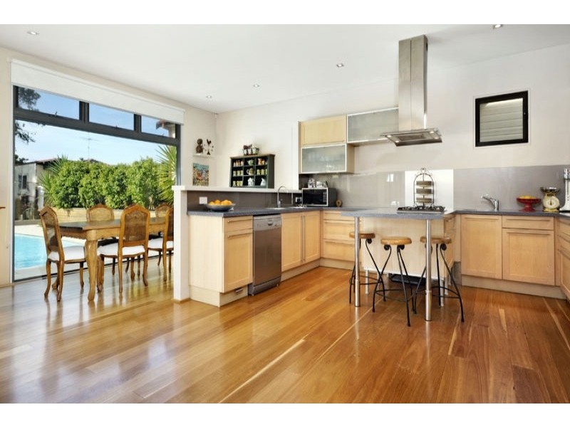 11 Oaks Street, Cronulla NSW 2230
