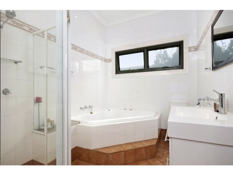 11 Oaks Street, Cronulla NSW 2230