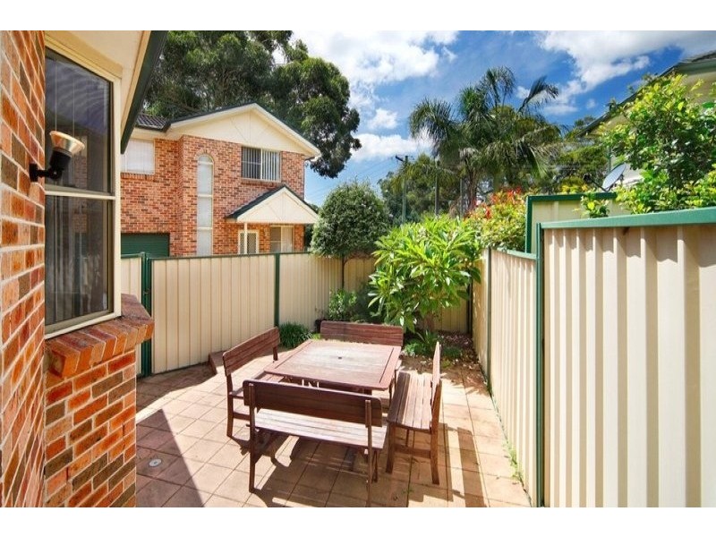 4/15 Foch Avenue, Gymea NSW 2227