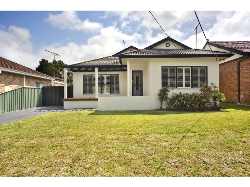 31 Mundakal Avenue, Kirrawee NSW 2232