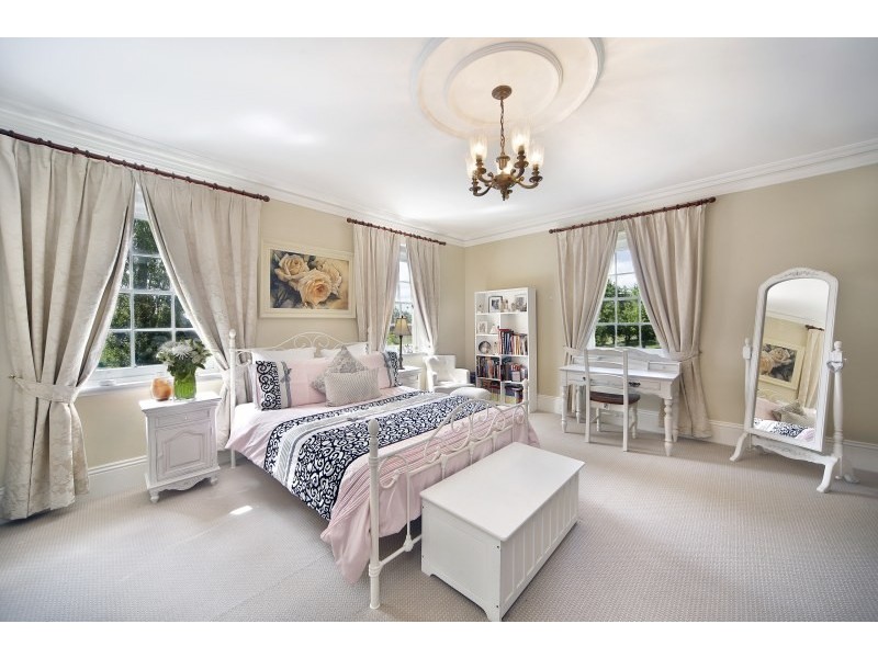 95 Old Hume Highway, Braemar NSW 2575