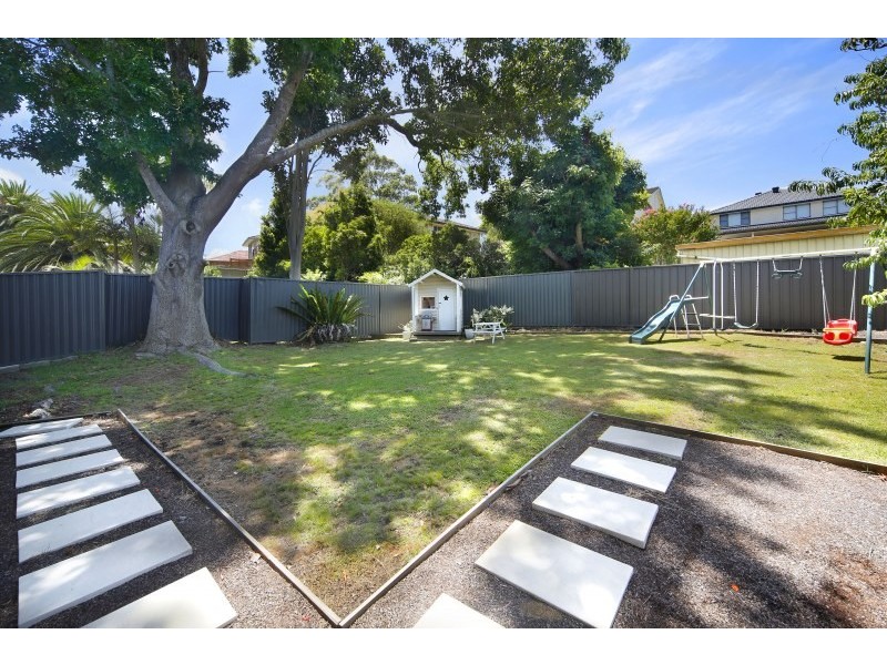 5 Maroopna Road, Yowie Bay NSW 2228