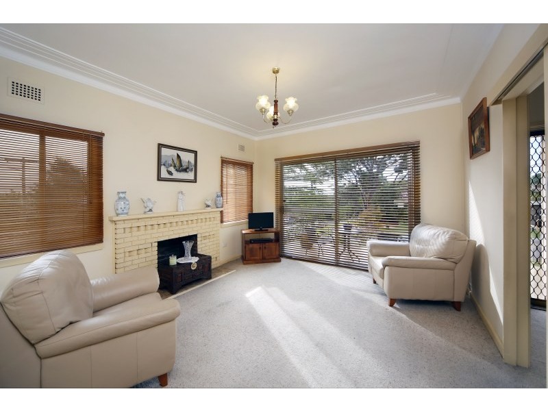 24 Blamey Avenue, Caringbah South NSW 2229