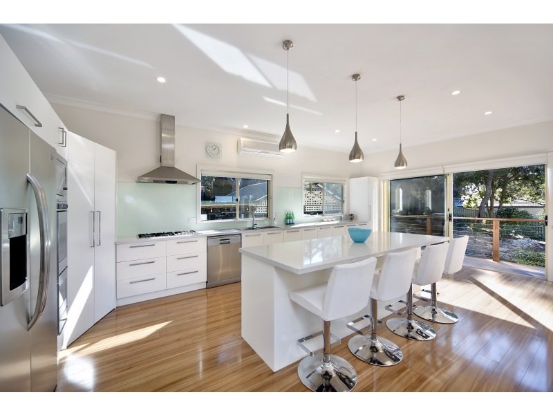 17 Coora Road, Yowie Bay NSW 2228