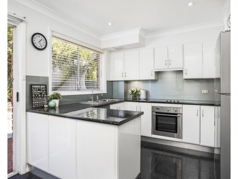 4/8-14 Jacaranda Road, Caringbah NSW 2229