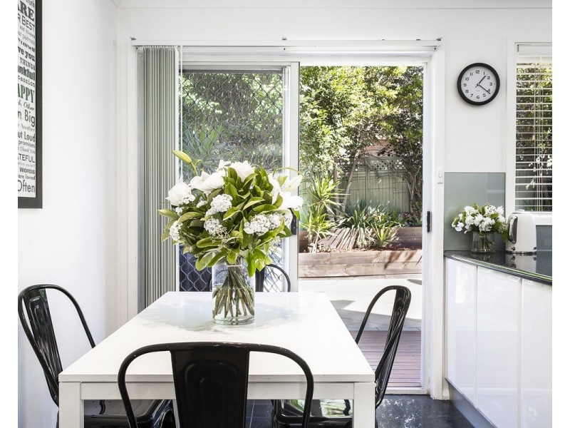 4/8-14 Jacaranda Road, Caringbah NSW 2229