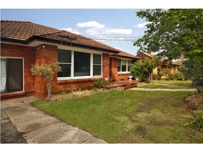 112 Karimbla Road, Miranda NSW 2228