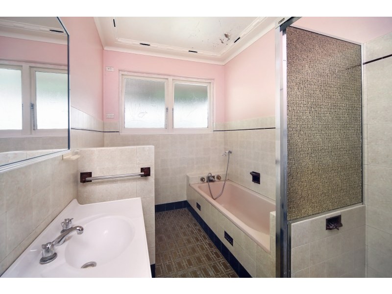 112 Karimbla Road, Miranda NSW 2228