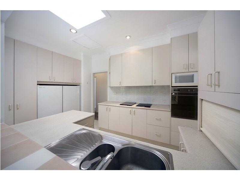 10 Fletcher Avenue, Miranda NSW 2228