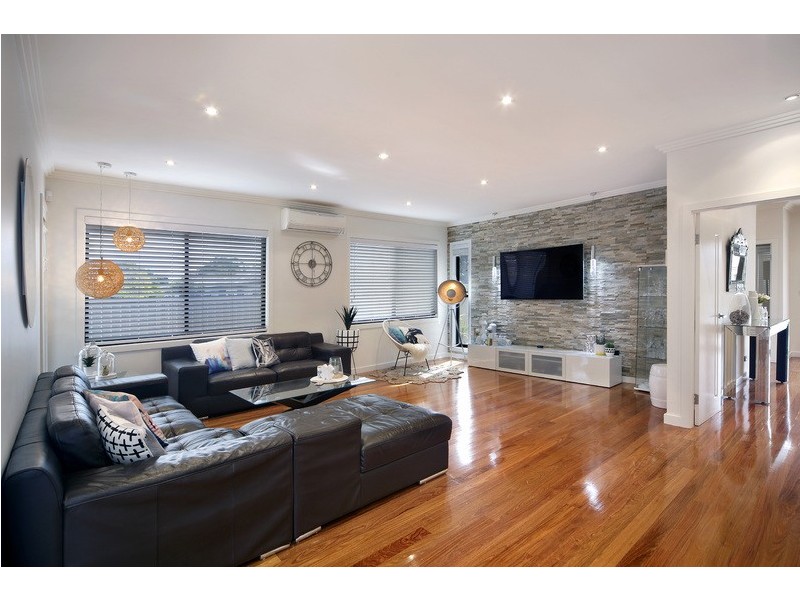 29 Bunarba Road, Gymea Bay NSW 2227