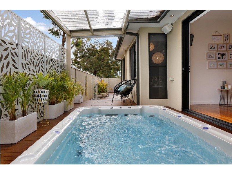 29 Bunarba Road, Gymea Bay NSW 2227