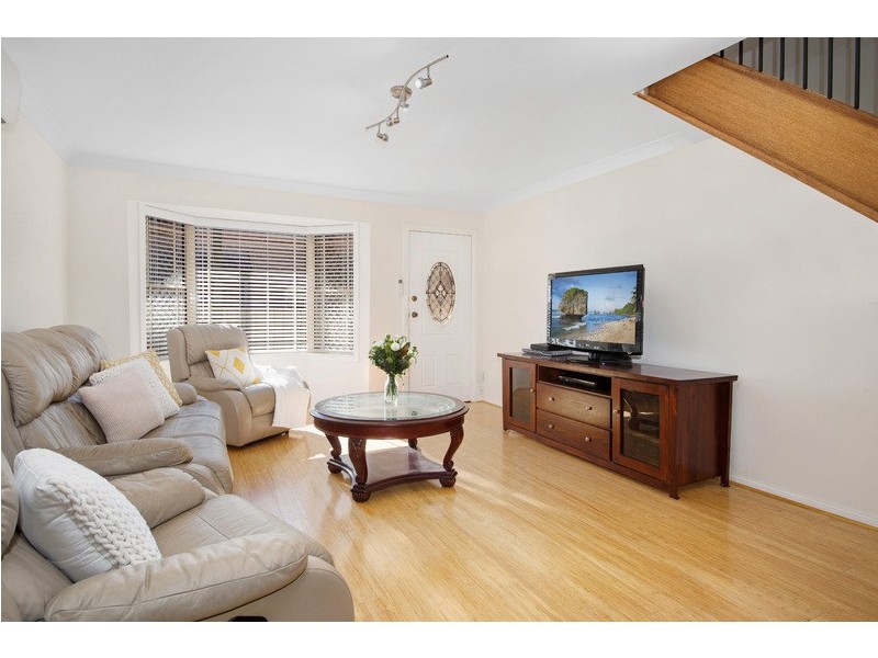 2/10 Nullaburra Road, Caringbah NSW 2229