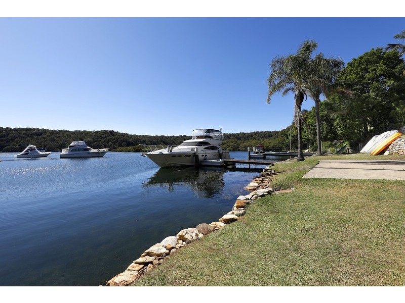 11 Grays Point Road, Grays Point NSW 2232
