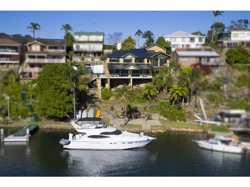 11 Grays Point Road, Grays Point NSW 2232