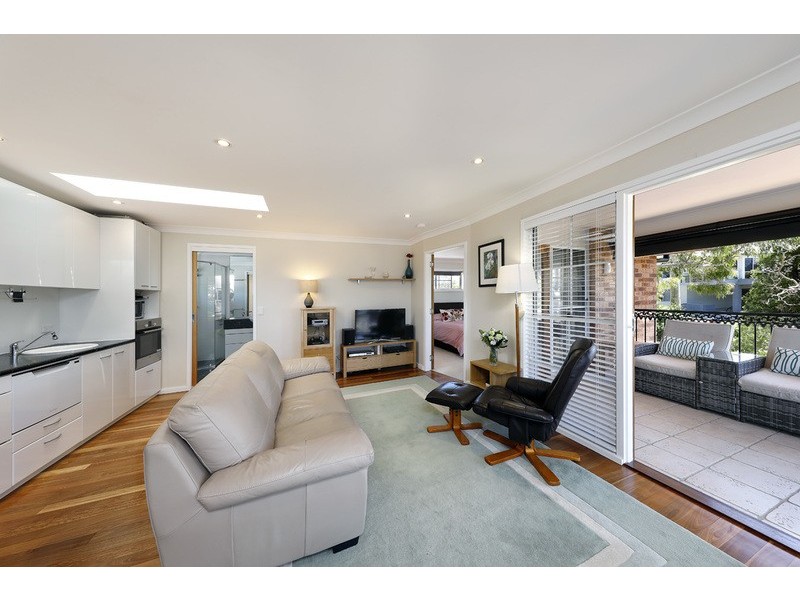 10 Lantana Road, Engadine NSW 2233 Greg Gilbert Real Estate Sold