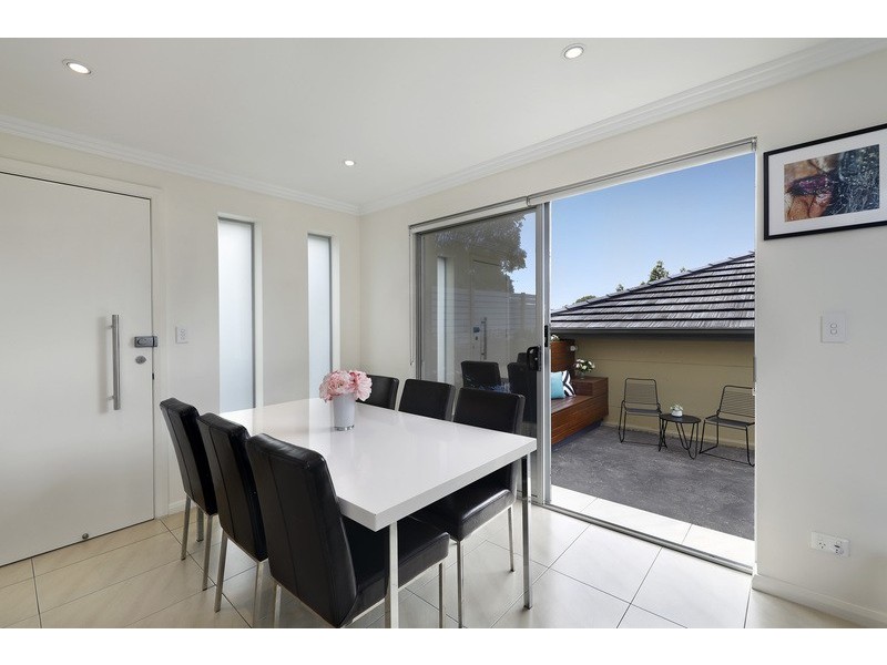 2/324-326 Port Hacking Road, Miranda NSW 2228