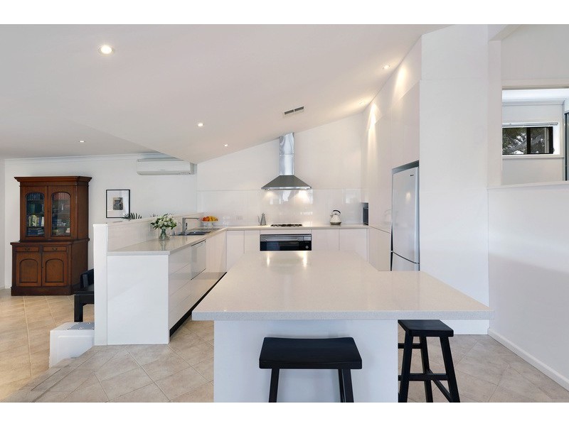 51 Arcadia Ave, Gymea Bay NSW 2227