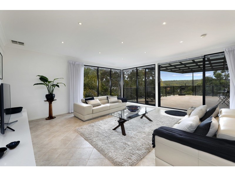 51 Arcadia Ave, Gymea Bay NSW 2227
