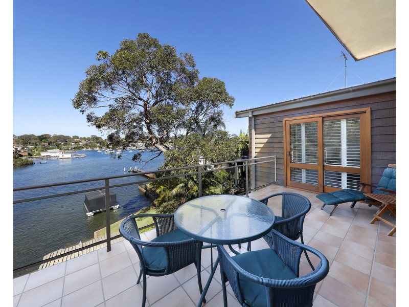 24 Grandview Parade, Caringbah South NSW 2229