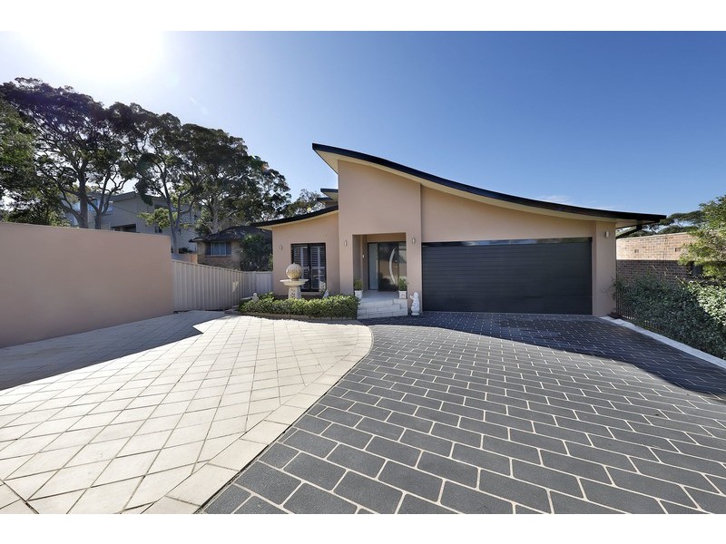 6 Gow Avenue, Lilli Pilli NSW 2229